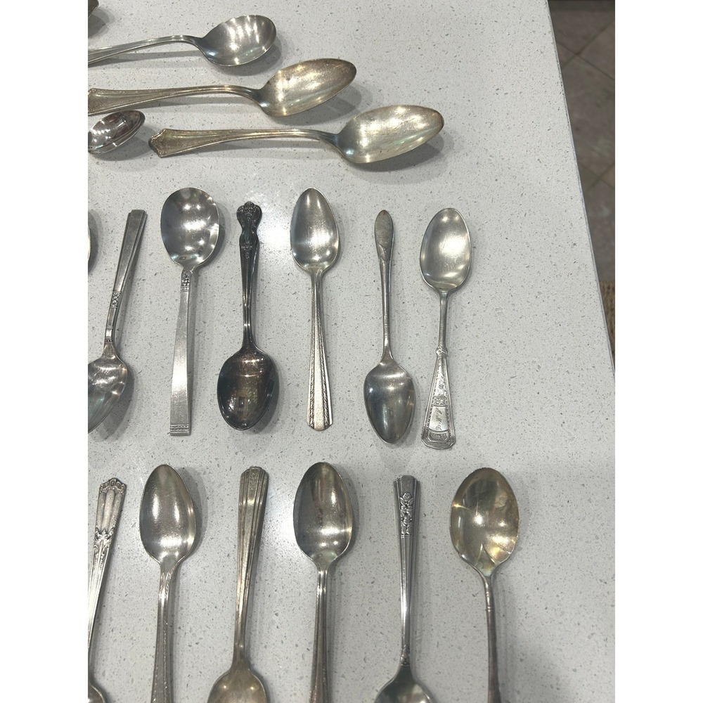 Vintage 48pc Silverplate Teaspoons Lot Mixed 1930s Antique Coffee Spoons Patina - Picture 11 of 11